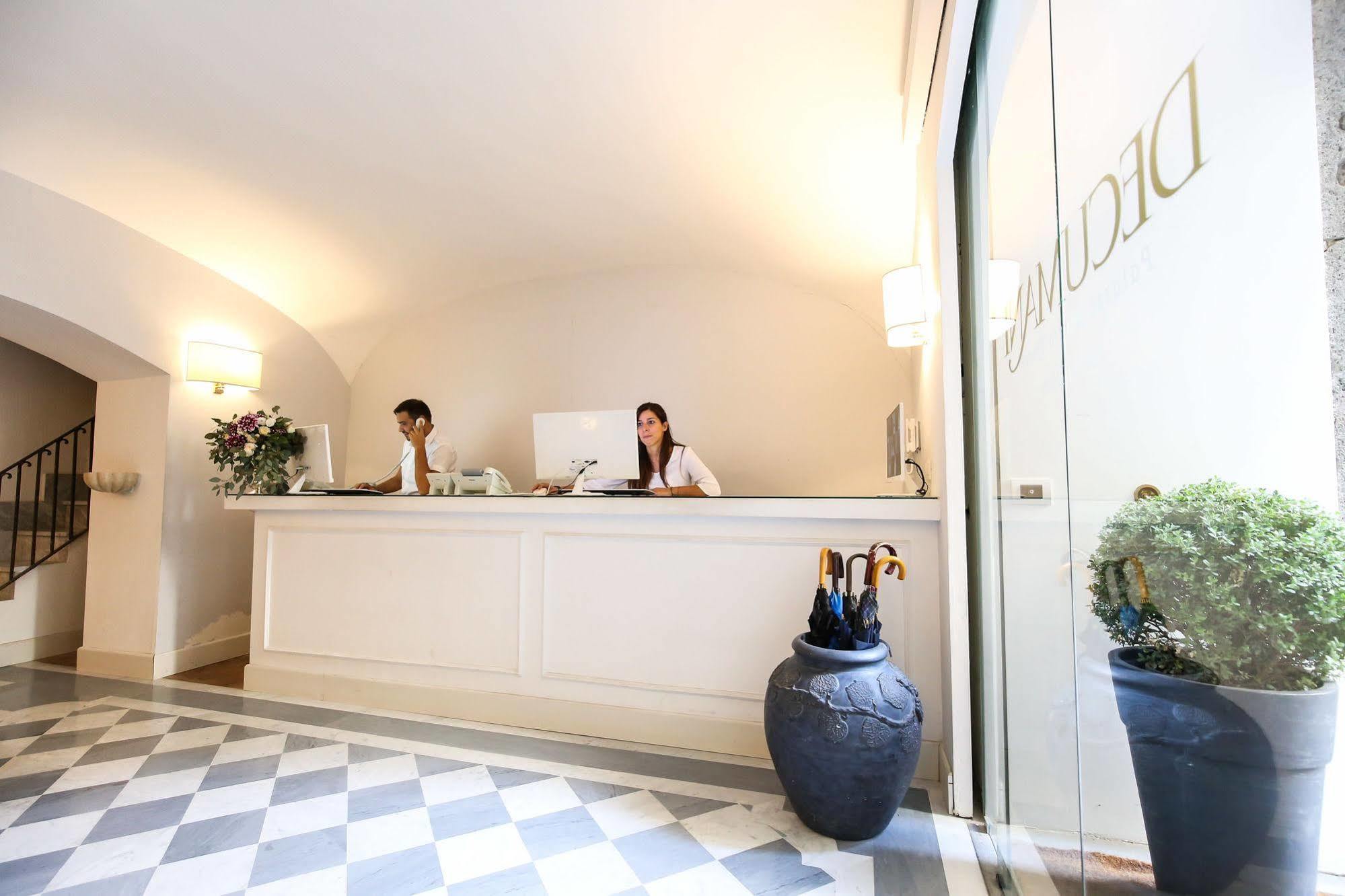 Palazzo Riario Sforza Hotel เนเปิลส์ ภายนอก รูปภาพ